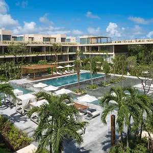 Aparthotel Mistiq ****